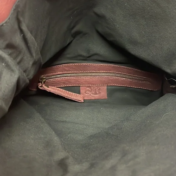 *Brand New* 100% Genuine Leather Artisanal Handmade Crossbody Bag Made in Spain - Picture 10 of 10